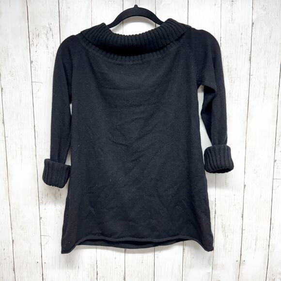 Vintage Walt Disney Sweater Women Sz Medium Black Graphic Long Sleeve Turtleneck - Picture 7 of 7